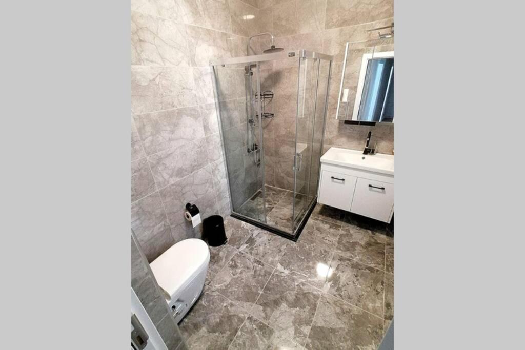 Khalkedon Flat 2 - Kadikoy'Deki Konaklama Adresiniz อิสตันบูล ภายนอก รูปภาพ