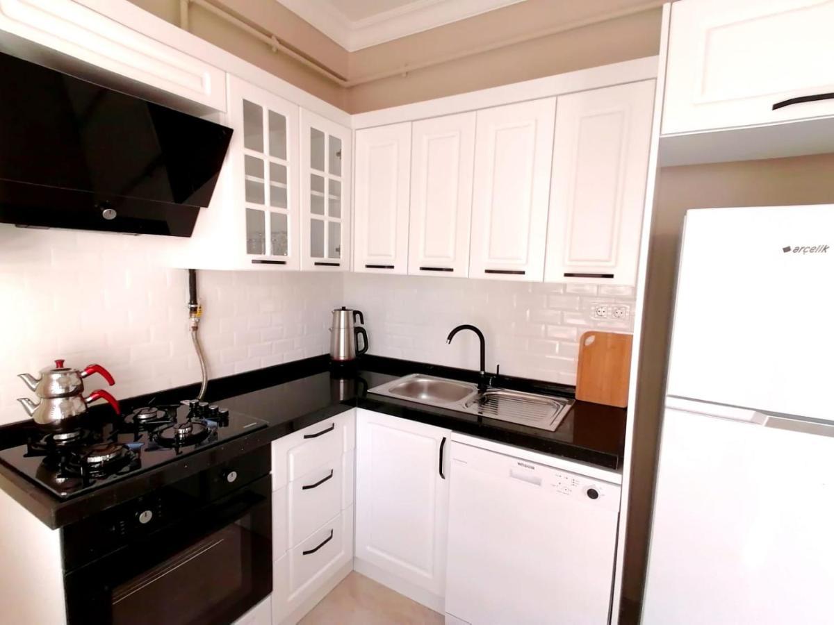 Khalkedon Flat 2 - Kadikoy'Deki Konaklama Adresiniz อิสตันบูล ภายนอก รูปภาพ