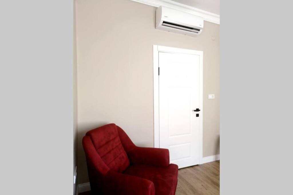 Khalkedon Flat 2 - Kadikoy'Deki Konaklama Adresiniz อิสตันบูล ภายนอก รูปภาพ